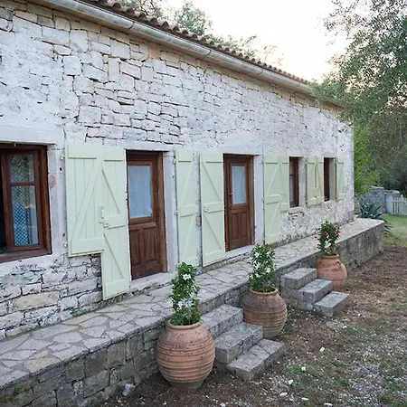 Villa Paxos' - Pool & Ac *