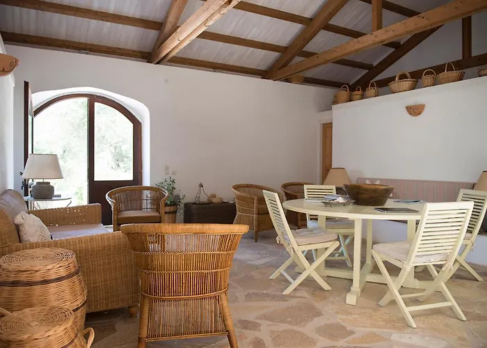Villa Paxos' - Pool & Ac *